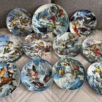 Голяма, красива и пъстра колекция чинии с горски птици  за окачване, снимка 1 - Чинии - 45357033