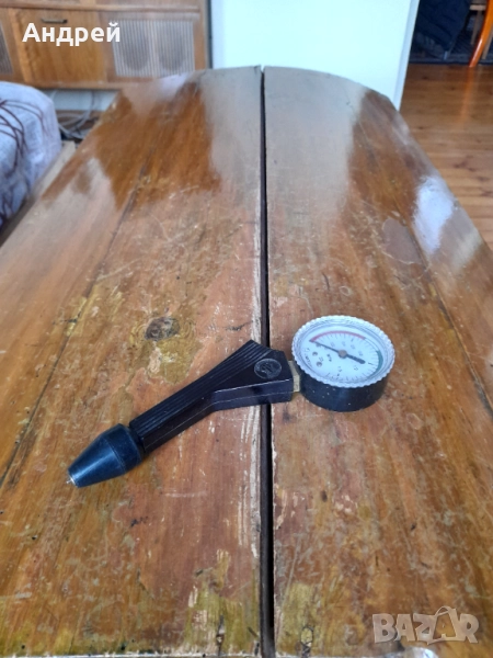 Стар манометър за цилиндрово налягане, снимка 1