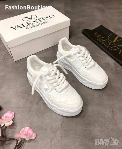 Маратонки Valentino, снимка 1