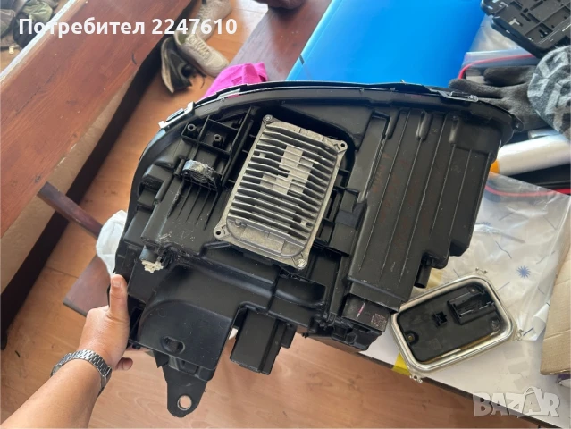 Десен фар за Мерцедес W213, снимка 4 - Части - 50747283