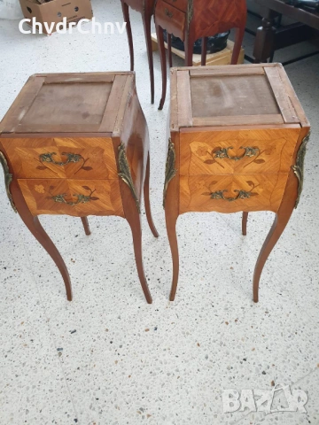 2бр-чифт стари френски дървени конзолни масички-шкафчета за легло