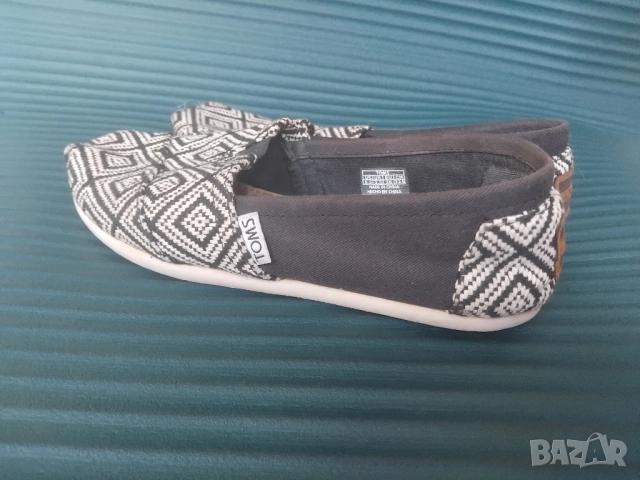 TOMS 100% оригинални дамски мокасини