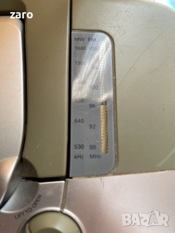 Радиокасетофон с CD Philips, снимка 5 - Радиокасетофони, транзистори - 54157847