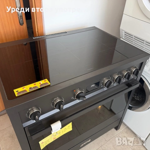 Индукционна готварска печка Smeg, снимка 5 - Печки, фурни - 54108413