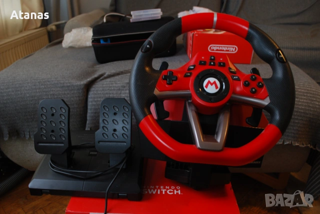 Nintendo Swich oled нинтендо + racing wheel pro deluxe super mario kart с няколко игри и кейс, снимка 9 - Nintendo конзоли - 53590437