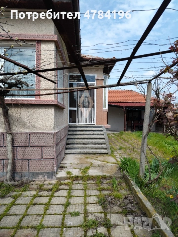 Продавам имот, снимка 2 - Къщи - 54061313