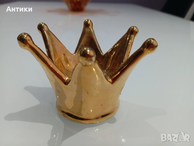 Порцеланова корона стара декорация