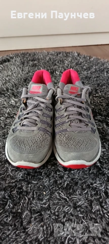 Дамски маратонки Nike в размер 39 в сиво и розово , снимка 2 - Маратонки - 53469898