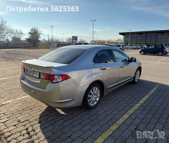 Хонда Акорд 2.2 150 кс 2009 г, снимка 7 - Автомобили и джипове - 52952033