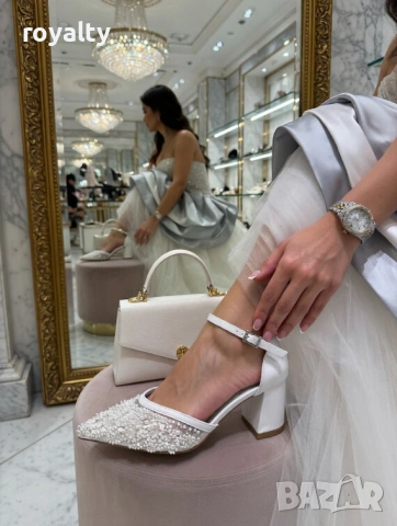 Сандали на ток - бяла кожа