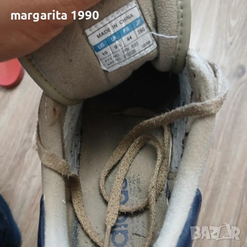Adidas original 43 номер класика в жанра, снимка 2 - Маратонки - 53052730