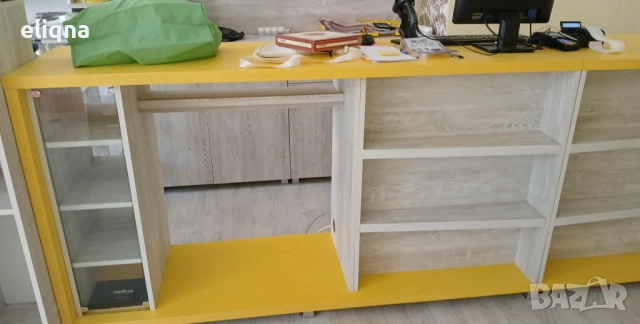 Продавам търговско оборудване за нон стоп , снимка 6 - Етажерки - 51795875