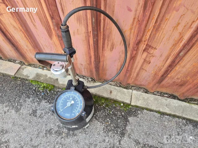 манометър със бутилка за помпене на гуми от компресор, снимка 4 - Други машини и части - 49923644