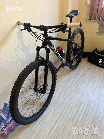 Продава се алуминиев планински велосипед SPECIALIZED, 29" като нов!  , снимка 12 - Велосипеди - 46463030