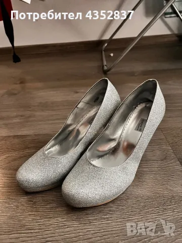 Бална рокля в комплект с обувки и чанта, снимка 3 - Рокли - 49884582