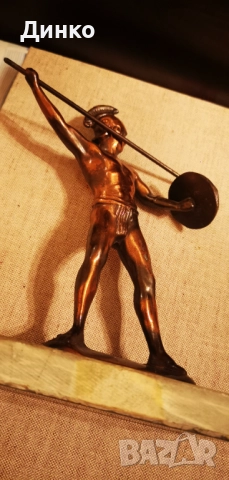 Метална фигурка на спартанския цар Леонид.