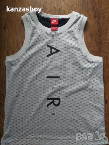 Nike Air Tank Top - страхотен юношески потник КАТО НОВ, снимка 2 - Детски тениски и потници - 45512648