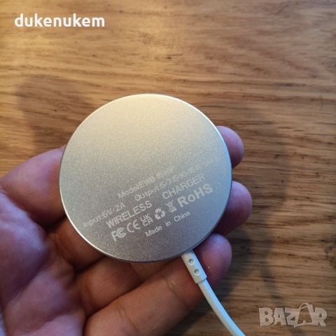 15W безжично MagSafe зарядно за iPhone и AirPods, снимка 11 - Друга електроника - 53030550
