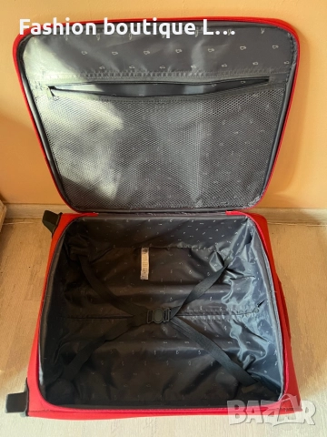 Червен малък куфар на марката Carpisa подходящ за ръчен багаж с 2 предни джоба с цип ❤️❤️❤️, снимка 4 - Куфари - 52423145