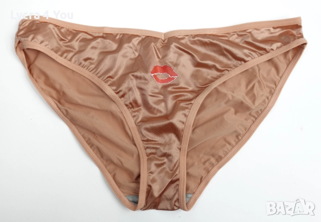 Лъскави бикини в цвят на старо злато и апликация 'целувка' отпред