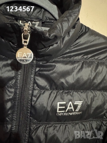 Дамско яке EA7 Emporio Armani., снимка 2 - Якета - 53501198