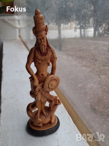 Стара статуетка на китаец фигура паста смола