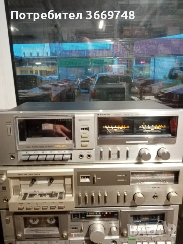 Продавам касетен дек SANYO RD 203 като нов