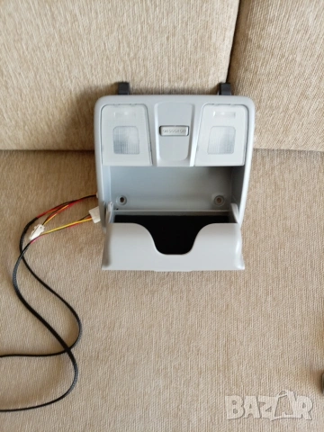 плафони за купе на хюндай i30 2009 до 2012 , снимка 2 - Аксесоари и консумативи - 53557195