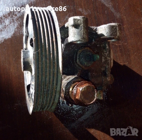 Помпа за сервоуправление бензин за Mazda 6 (2004) , снимка 3 - Части - 53611976