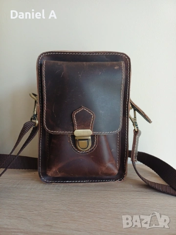 Малка мъжка чанта от естествена кожа – Vintage стил