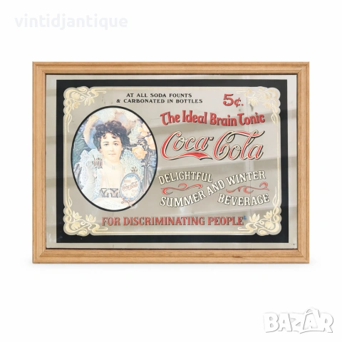Колекционерско огледало с реклама на Coca-Cola от началото на 20-ти век.
