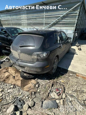 Мазда 3 2006г. 2.0 16V, снимка 4 - Автомобили и джипове - 54299800