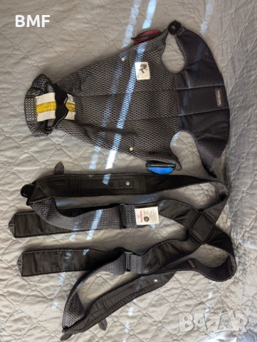 Кенгуру раница за носене на бебе BabyBjorn Mini Mesh 3D, снимка 7 - Кенгура и ранички - 53846162