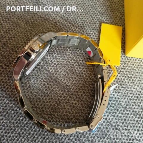 Нова Invicta, 200m, Seiko Caliber/Hattori/TMI C32 кварц, корона на винт с безплатна доставка!, снимка 8 - Мъжки - 54052041