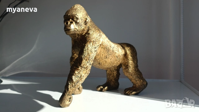 KARE Design , статуетка на горила . Артистична декорация за дома. 