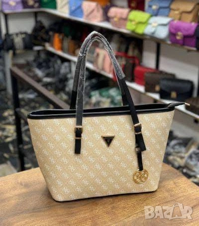чанти guess 