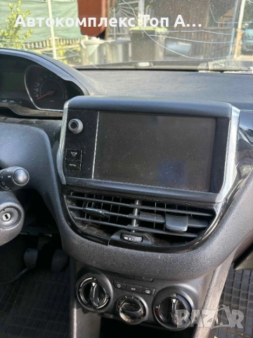 Peugeot 208/Пежо 208, снимка 7 - Автомобили и джипове - 51699429