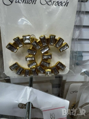 висококачествени брошки от медицинска стомана Gucci jadore , снимка 9 - Други - 52093093