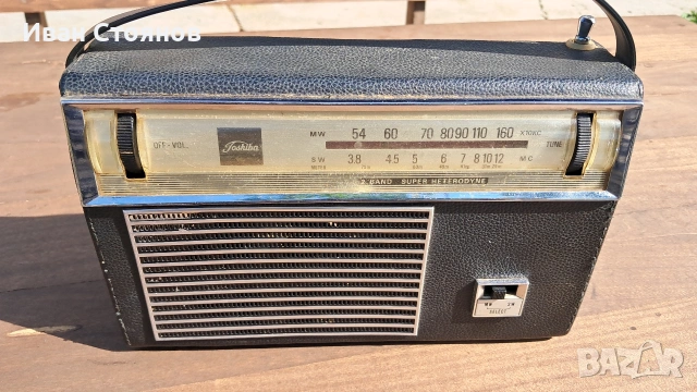 радио.радиоприемник. Toshiba , снимка 6 - Части и Платки - 53246122