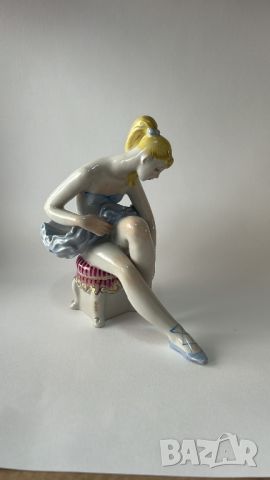 Руска балерина порцелан, снимка 1 - Антикварни и старинни предмети - 46437842