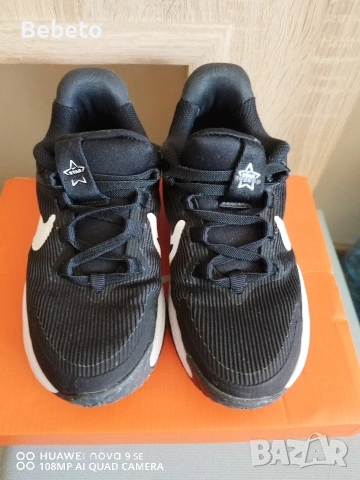 Маратонки Nike 30 номер, снимка 4 - Детски маратонки - 53972563