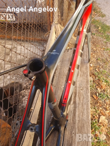 Карбонова рамка Cube Agree, снимка 2 - Части за велосипеди - 51759327