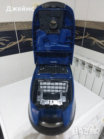 Прахосмукачка Miele Classic C1 Spessial EcoLine , снимка 9 - Прахосмукачки - 51618665