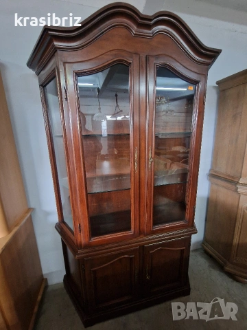 Масивна Витрина -внос от Германия! 