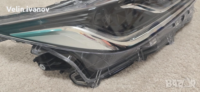 десен лед фар за тойота корола Е21, снимка 2 - Части - 53213766