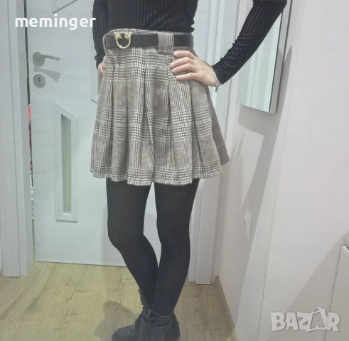 Плисирана пола и пуловер