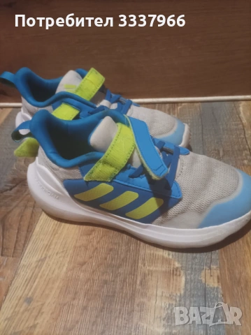 Маратонки за момче Адидас , снимка 5 - Детски маратонки - 53342681