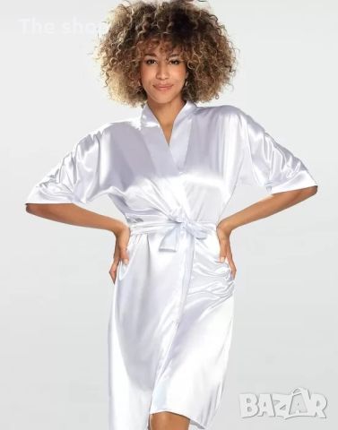 Сатенен дамски халат в бял цвят Nable 100 DKaren (008)