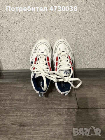 Маратонки adidas 