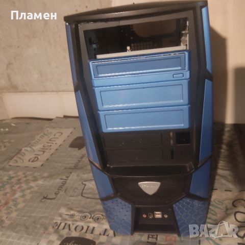 Компютърни кутии-разпродажба, снимка 7 - Захранвания и кутии - 33809068